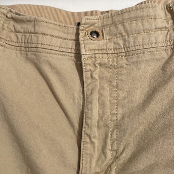 Women’s Lees Size 18 Tan Capris Slacks - Picture 2 of 7